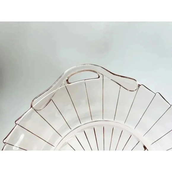Sierra Pinwheel Jeannette Pink 1930's Depression Glass Decorative | Serving Plat - Picture 4 of 9